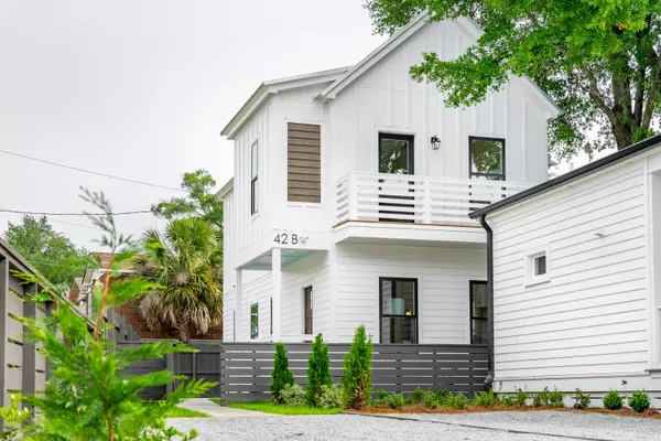 Charleston SC Home for Sale $ 840,000,AgentOwned Realty