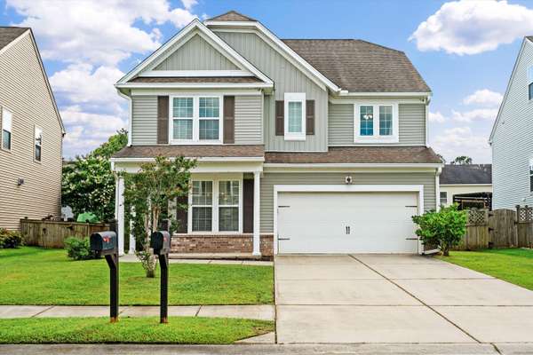 535 Crossland Dr, Moncks Corner, SC 29461