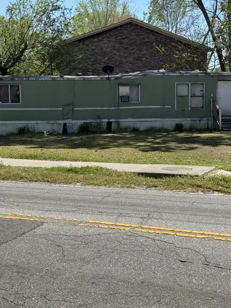 2625 Midland Park Rd, North Charleston, SC 29406