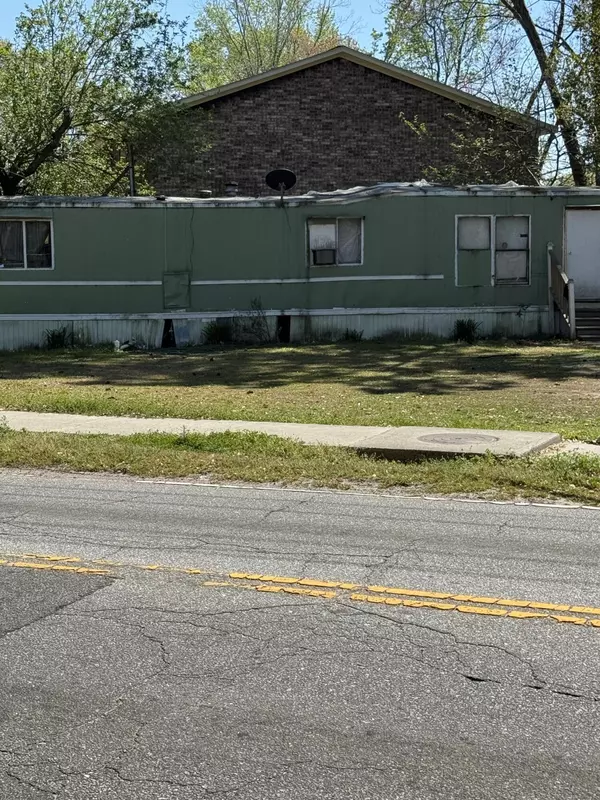 2625 Midland Park Rd, North Charleston, SC 29406