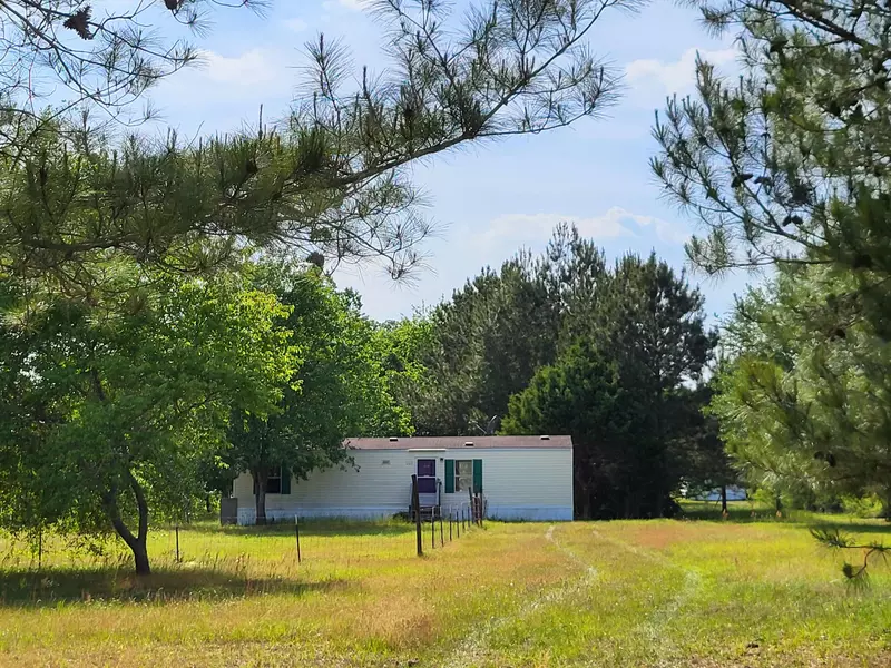 262 Rodeo Dr, Eutawville, SC 29048