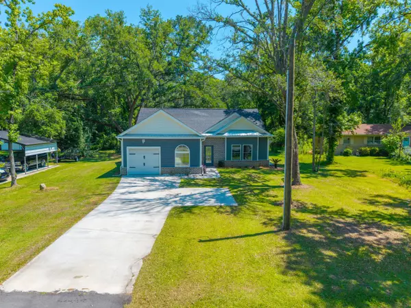 Walterboro, SC 29488,8453 Charleston Hwy