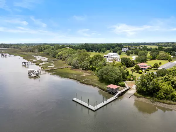 Wadmalaw Island, SC 29487,2962 Anchor Watch Dr