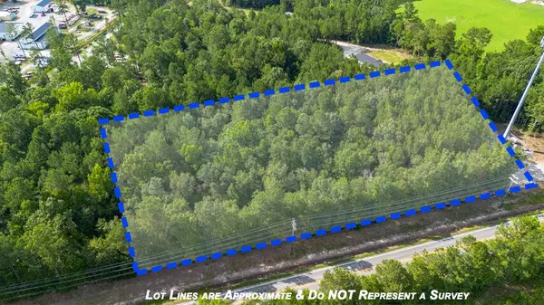 1114 Cooper Store Rd, Moncks Corner, SC 29461