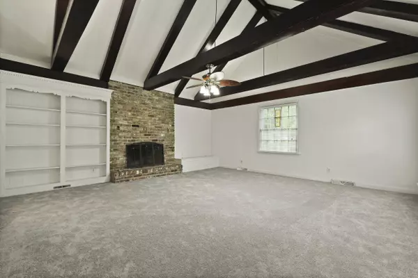 North Charleston, SC 29405,4735 W Park Pl