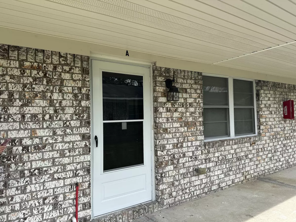 Charleston, SC 29407,836 White Oak Dr