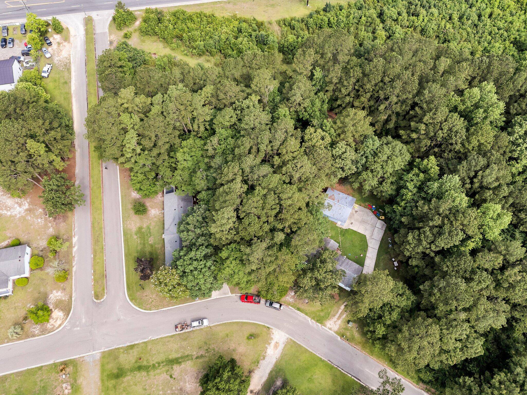 302 E Poplar Branch Dr, Moncks Corner, SC 29461