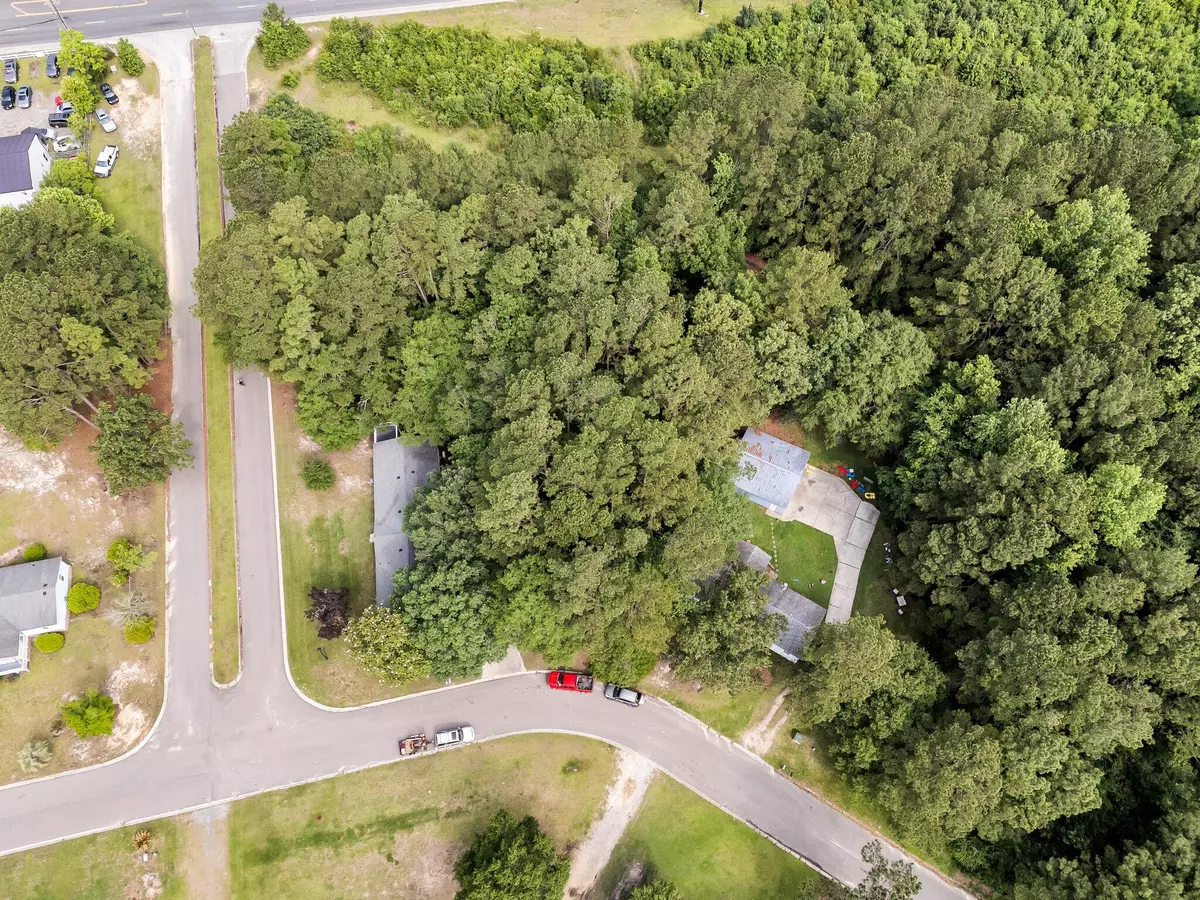 Moncks Corner, SC 29461,302 E Poplar Branch Dr