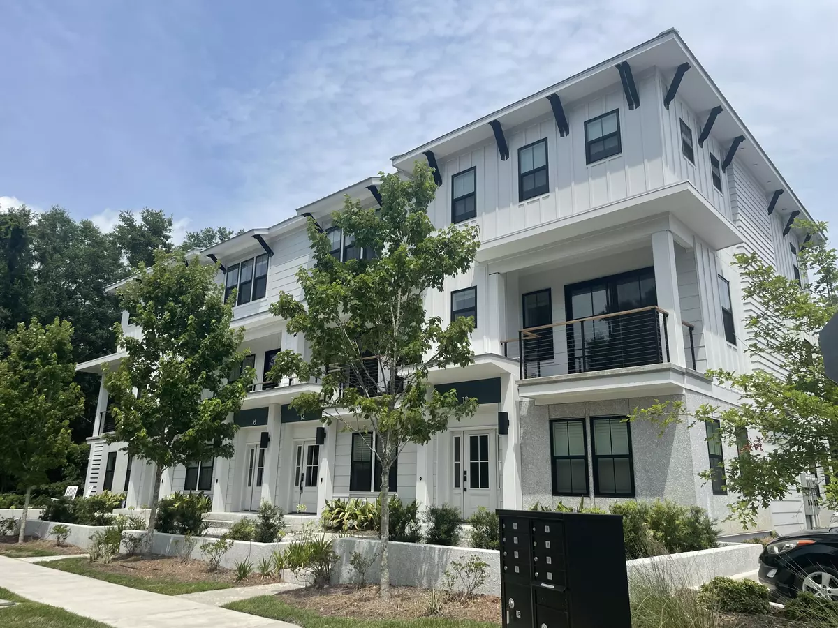 Mount Pleasant, SC 29464,16 Shem Dr