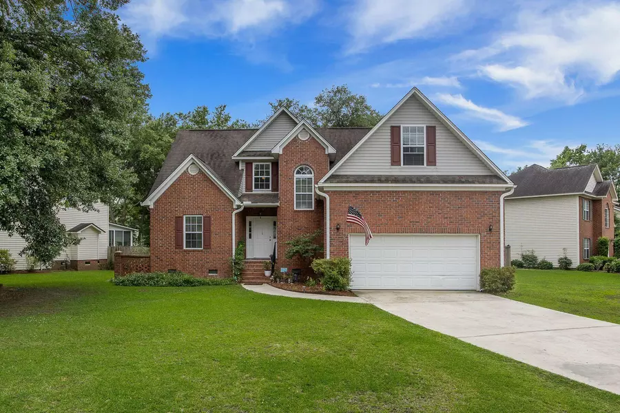 116 Holbrook Ln, Goose Creek, SC 29445
