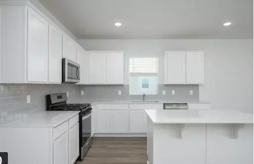 Summerville, SC 29486,770 Meadowbrook Ln