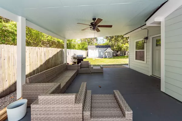 8562 N Highway 17, Mcclellanville, SC 29458