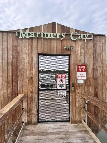 2 Mcdonough Rd #Boat Slip #C12, Charleston, SC 29412