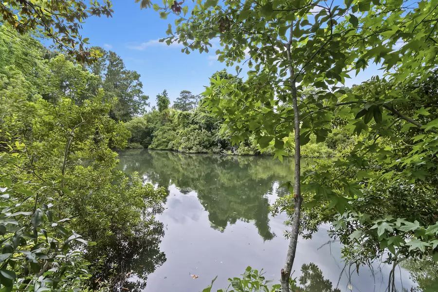 1245 Lakefront Drive Dr, Charleston, SC 29412
