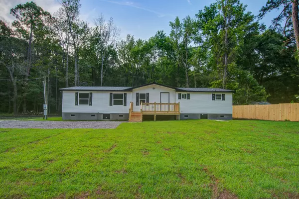 Cottageville, SC 29435,117 Dairy Ln