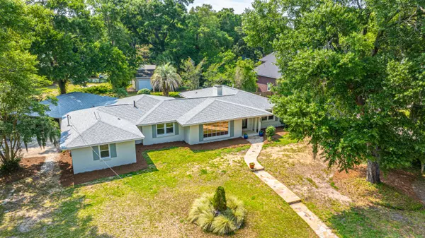 881 Evans Rd, Charleston, SC 29412