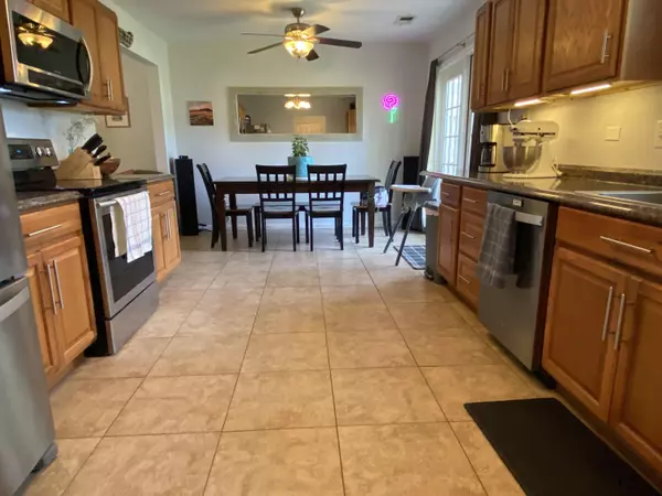 Summerville, SC 29483,243 Trickle Dr