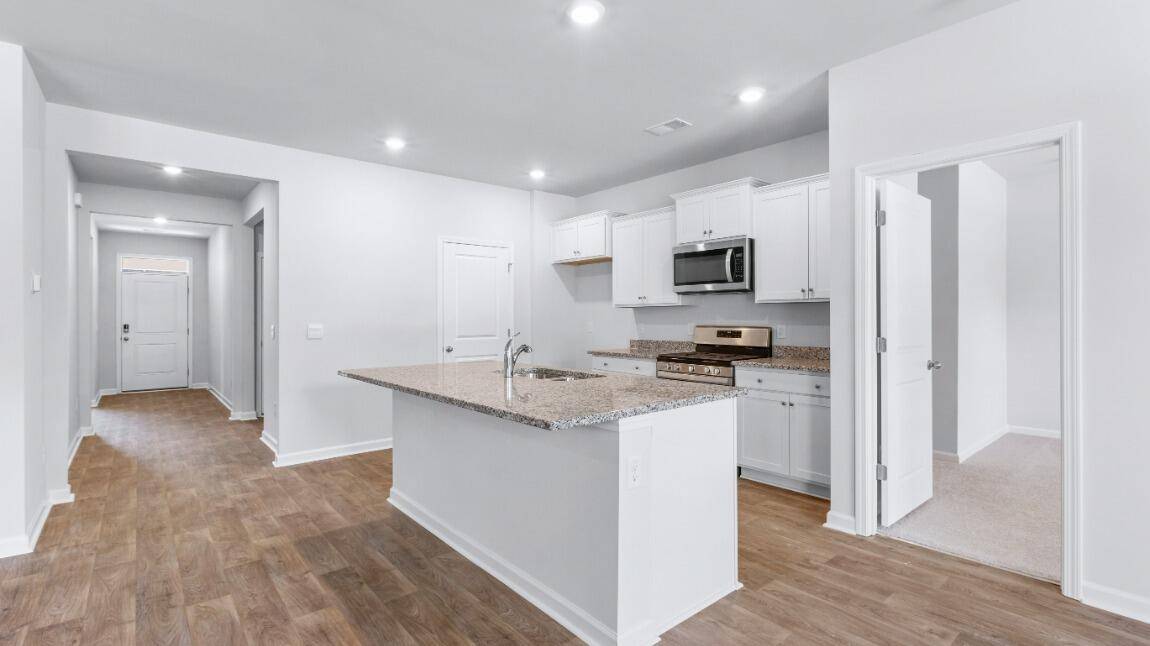 North Charleston, SC 29406,8856 Shovelnose Ct