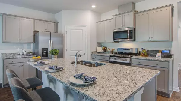 North Charleston, SC 29406,8857 Shovelnose Ct