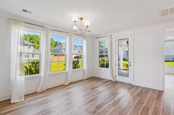 North Charleston, SC 29420,3802 Grateful Rd