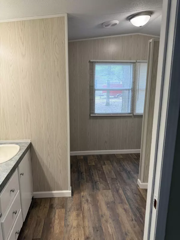 Summerton, SC 29148,1217 Birch Dr