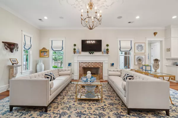 Mount Pleasant, SC 29464,28 Robert Mills Cir