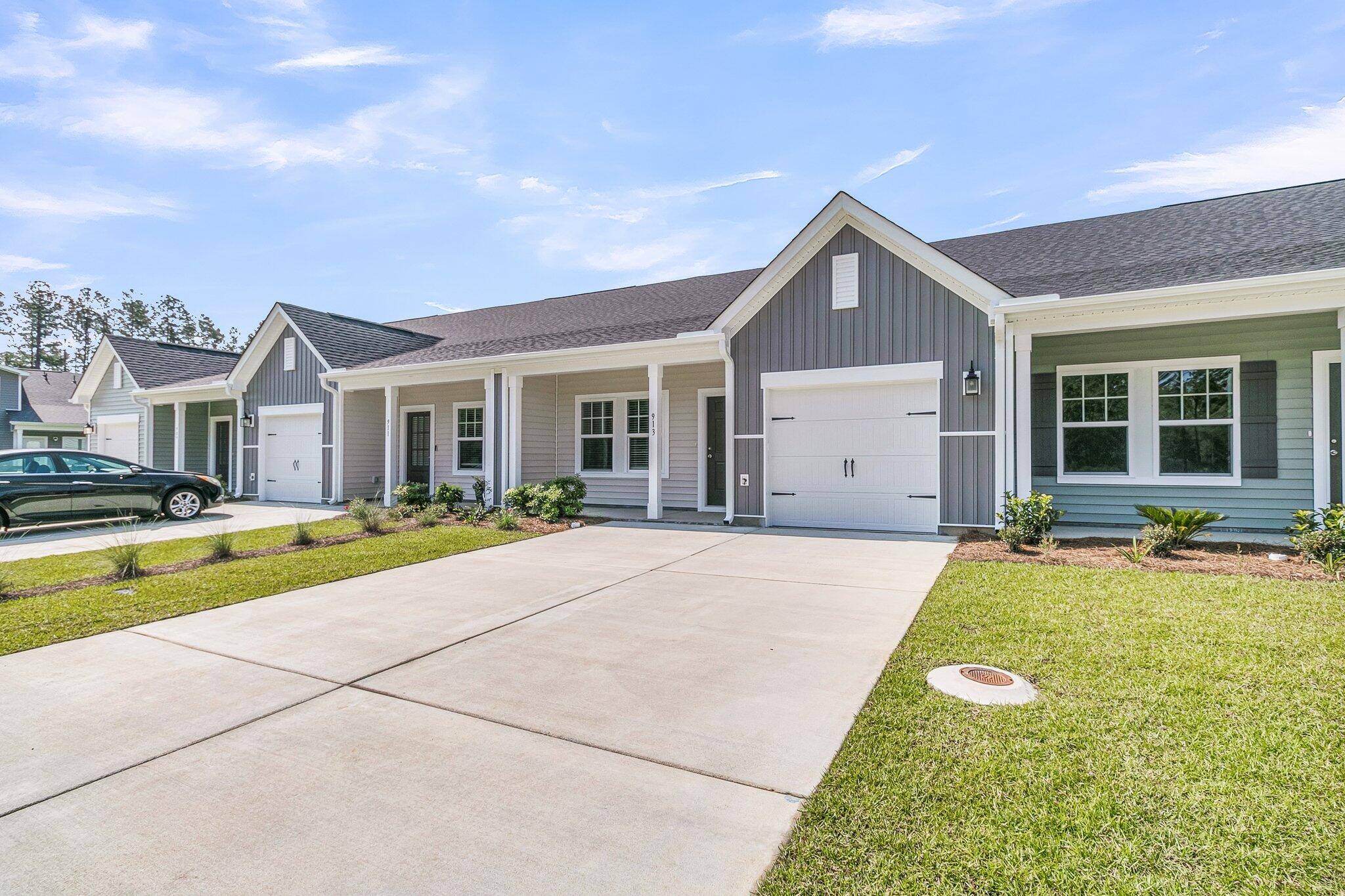 Summerville, SC 29486,913 Dusk Dr
