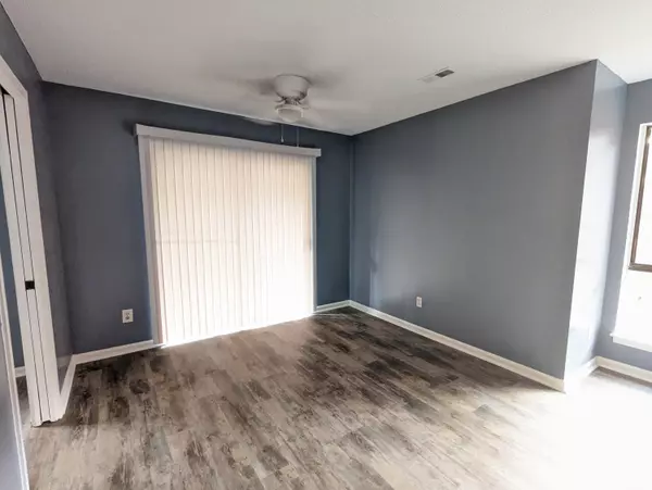 North Charleston, SC 29418,4370 Great Oak Dr