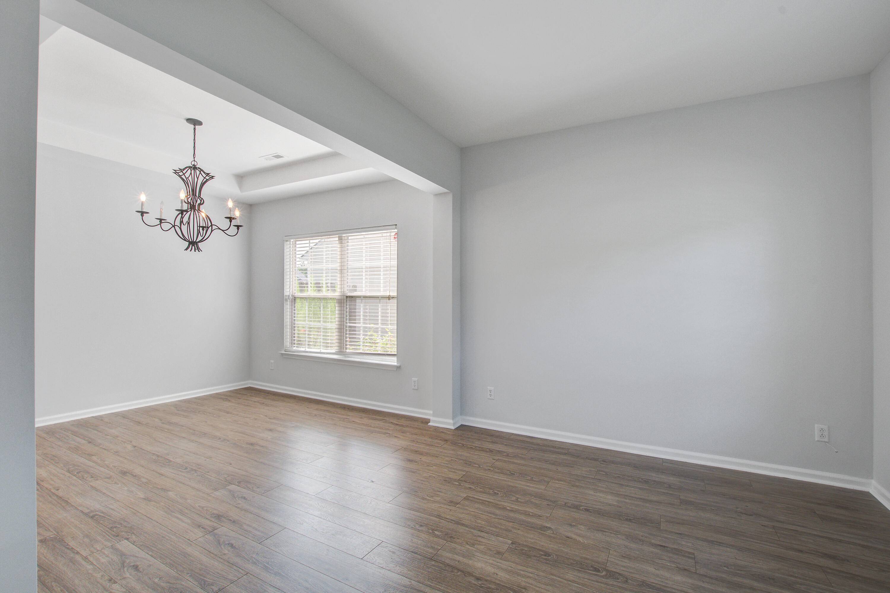 Hanahan, SC 29410,7437 Painted Bunting Way
