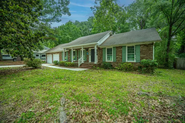 Summerville, SC 29485,215 Bramblewood Dr