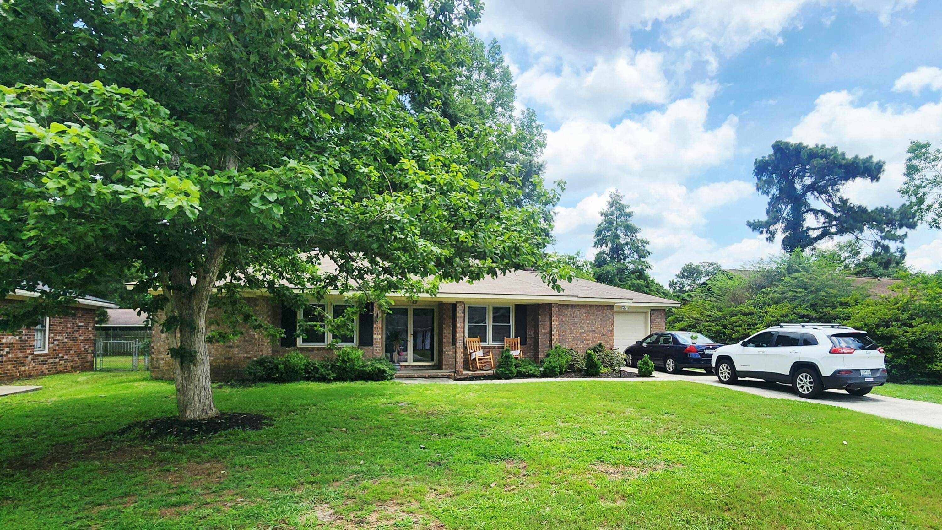Summerville, SC 29486,303 Gippy Dr