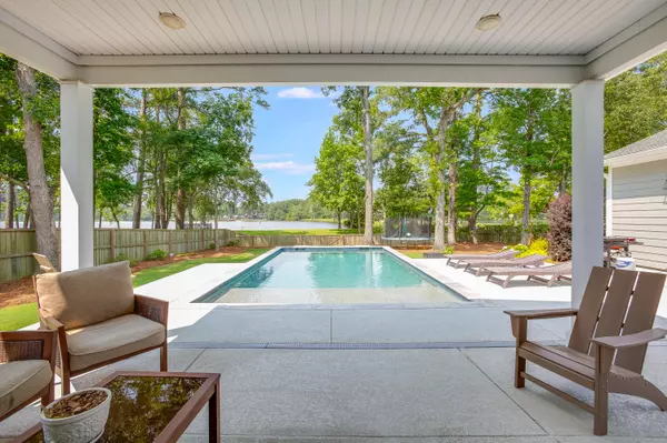 1607 Waterside Blvd, Moncks Corner, SC 29461