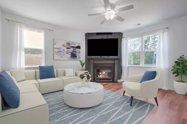 596 Wayton Cir, Moncks Corner, SC 29461