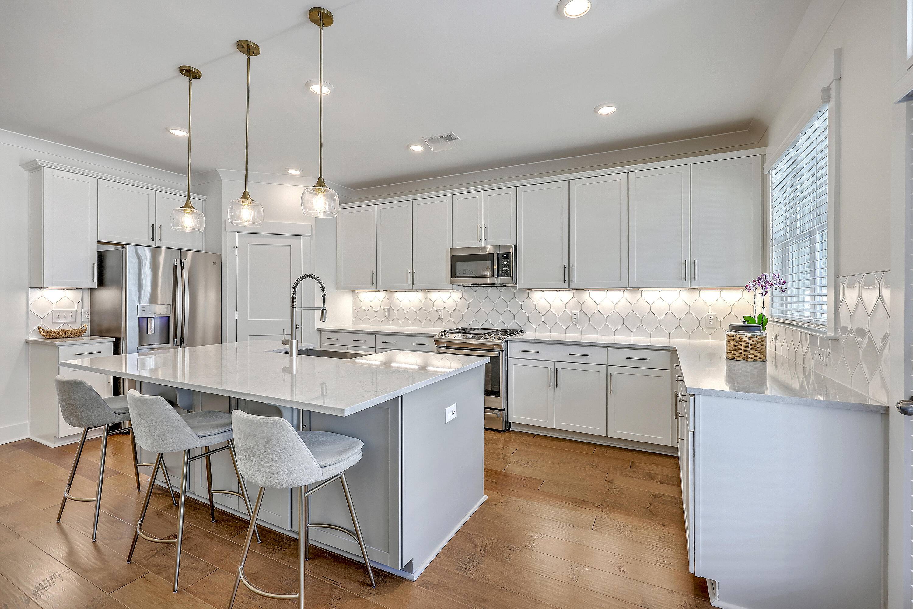 Charleston, SC 29492,320 Laurens View Ln
