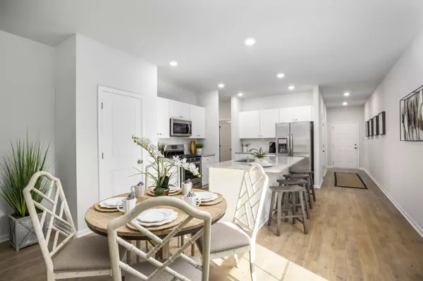 Summerville, SC 29486,502 Kitsap Ct