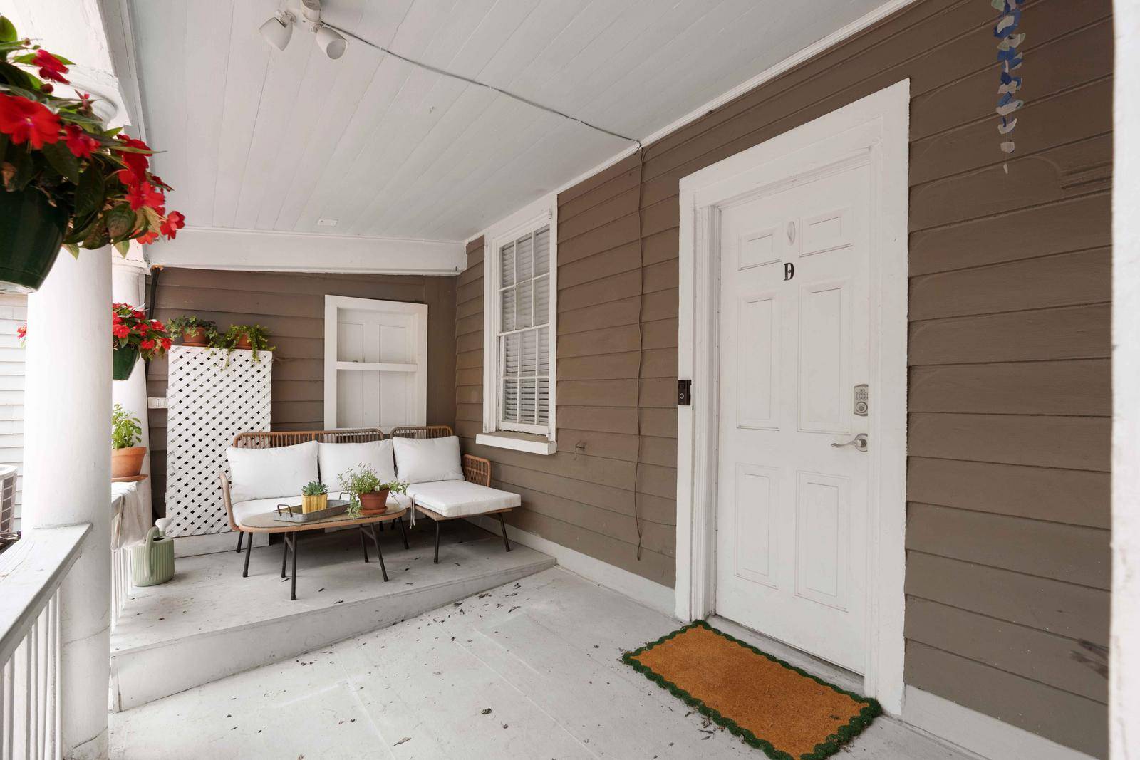 Charleston, SC 29403,123 Smith St