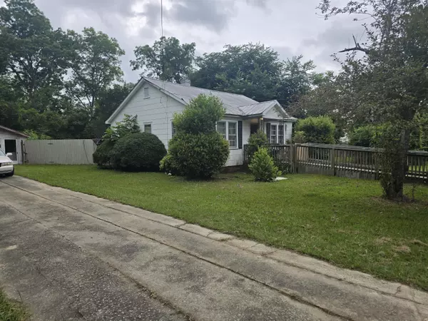 Saint George, SC 29477,207 Cedar St