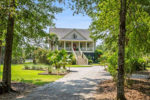 8964 Palmetto Rd, Edisto Island, SC 29438