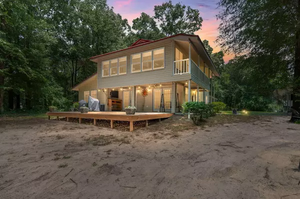 Summerton, SC 29148,1037 Serenity Dr