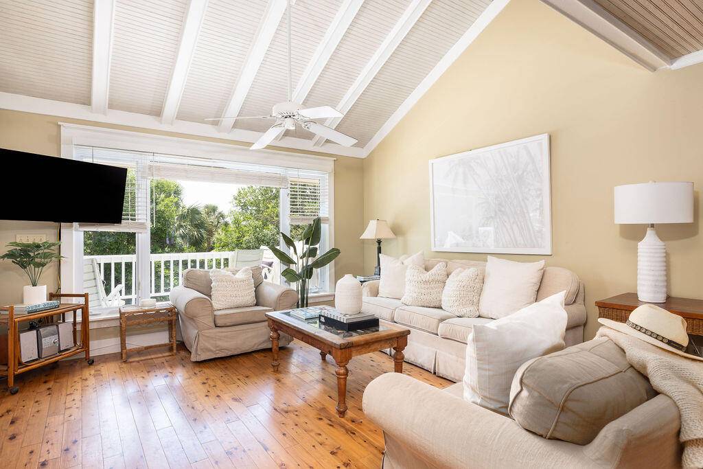 Isle Of Palms, SC 29451,30 Beachside Dr