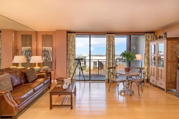 330 Concord St #8e, Charleston, SC 29401