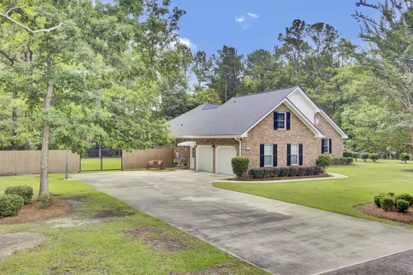 Summerville, SC 29483,213 Turtle Point Rd
