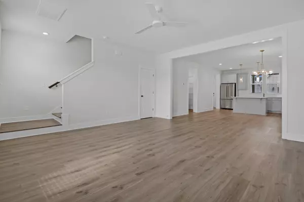 Summerville, SC 29486,266 Symphony Ave