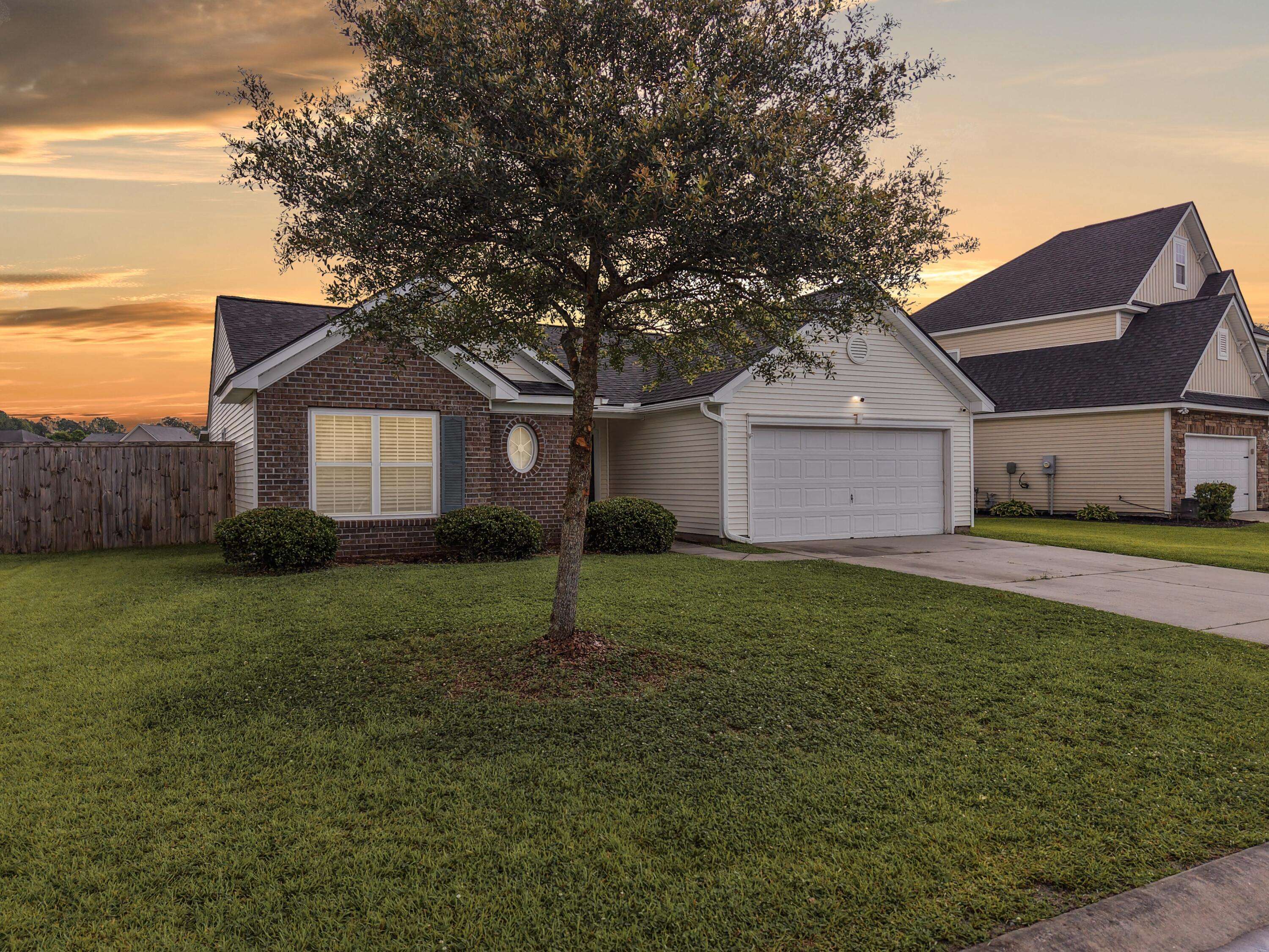 224 Market Hall St, Moncks Corner, SC 29461