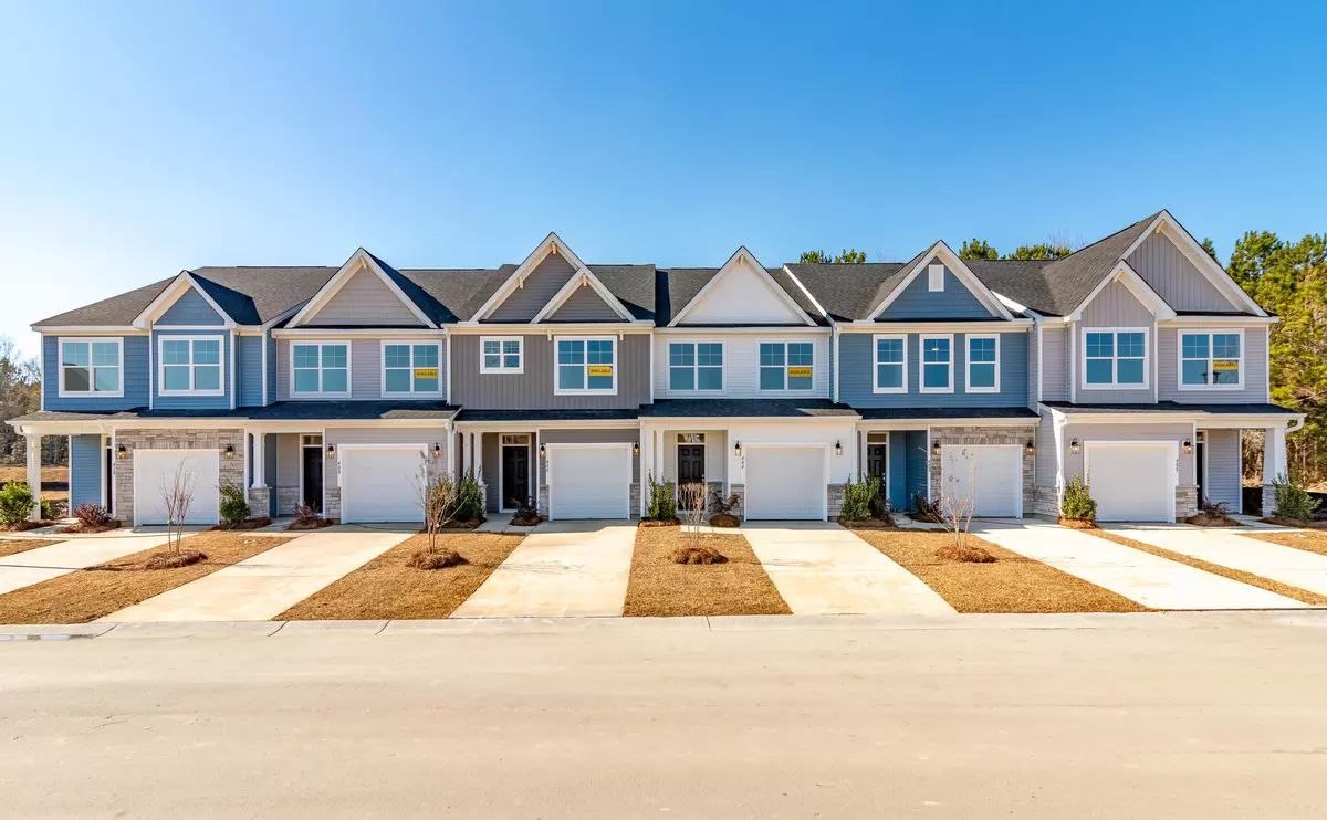 Goose Creek, SC 29445,424 Duskywing Dr