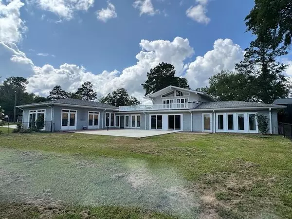Manning, SC 29102,1129 Levi St