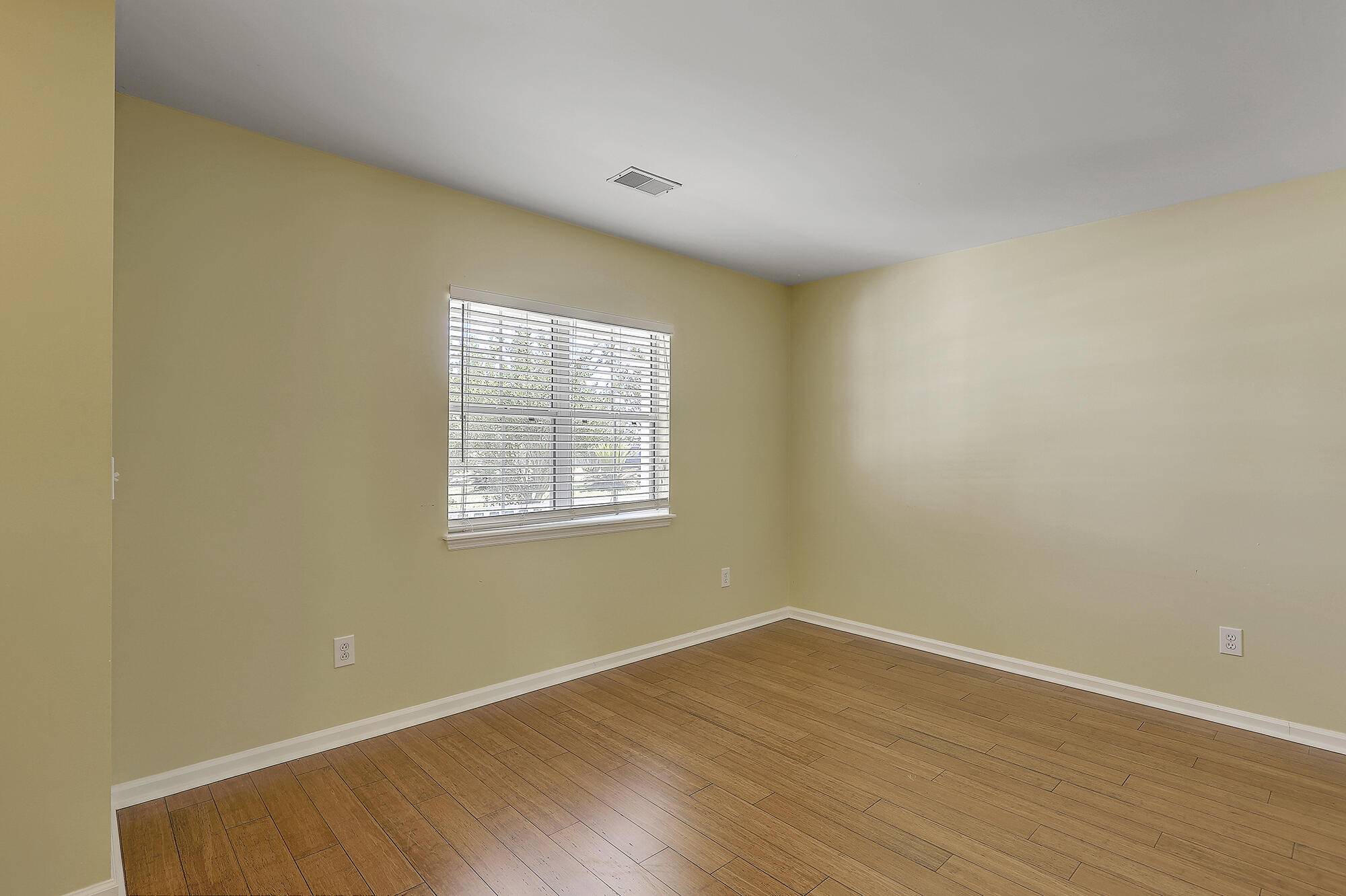Summerville, SC 29485,118 Creek Bend Dr