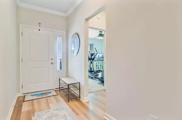 Summerville, SC 29486,266 Torslanda Ln