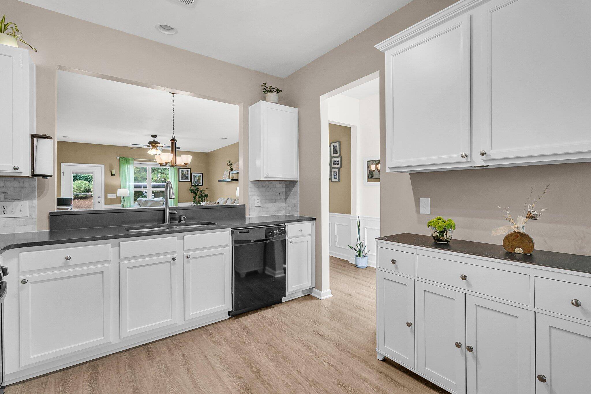 Summerville, SC 29486,513 Sea Foam St