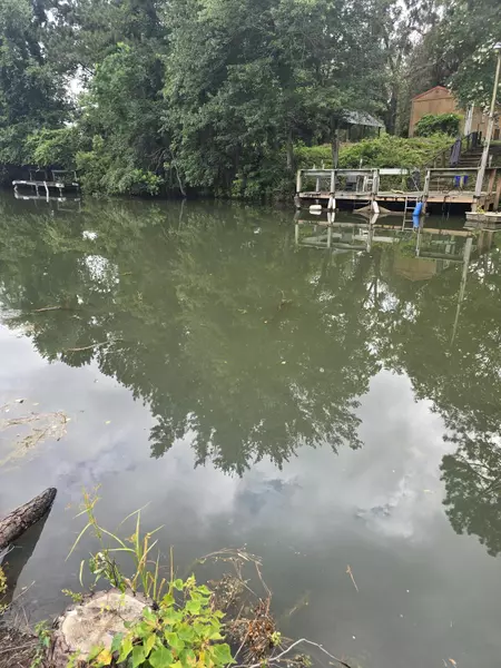 1093 Denwood Ln, Summerton, SC 29148